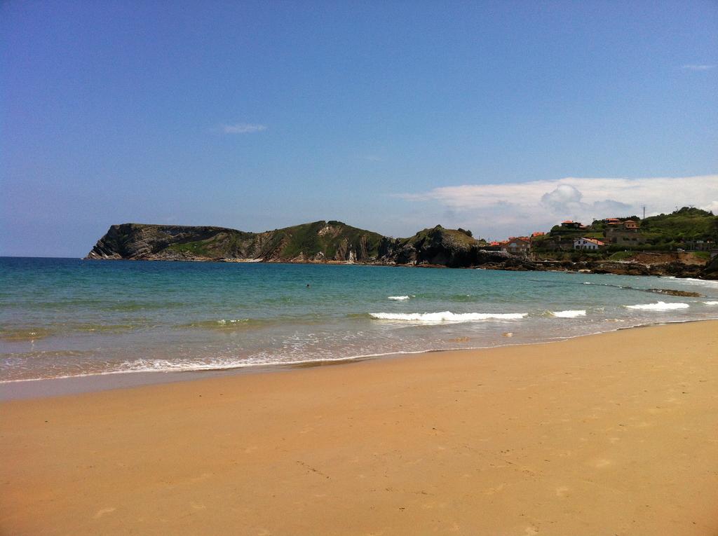 Marina De Campios Hotel Comillas Luaran gambar