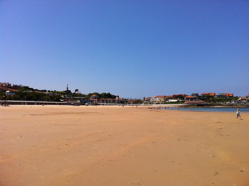 Marina De Campios Hotel Comillas Luaran gambar